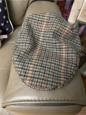 Stetson Tweed Flat Cap Hat Very Nice Condition